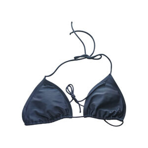 Op
Women's bikini tops
Black 
Medium 
Made in Cambodia 
82% nylon, 18% spandex